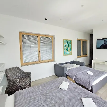 Apartment Rose Valley, Modern & Ljubljana