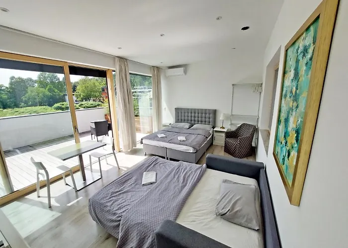 Rose Valley, Modern & * ليوبليانا