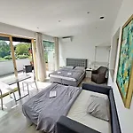 Rose Valley, Modern & Апартаменты