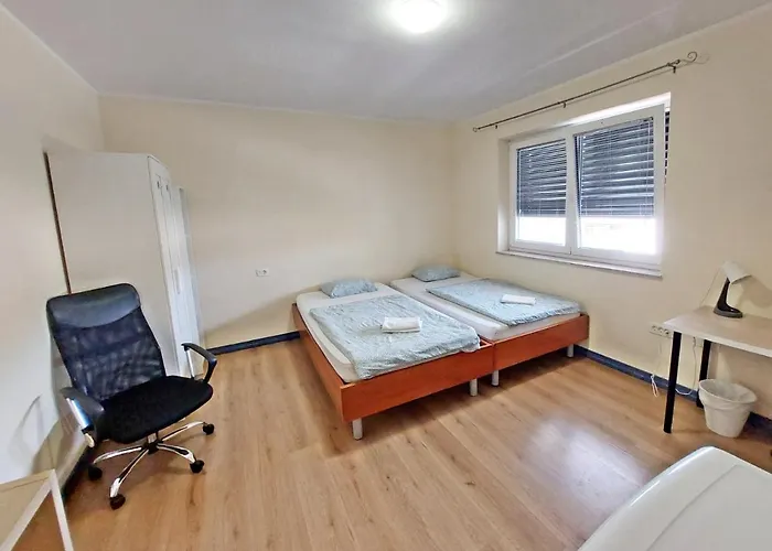 Rose Valley, Modern & *