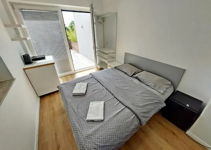 Rose Valley, Modern & Apartamento Liubliana