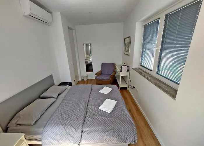 Rose Valley, Modern & Apartamento *