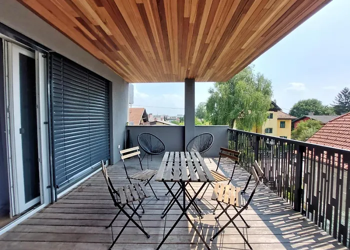 Rose Valley, Modern & Apartamento *