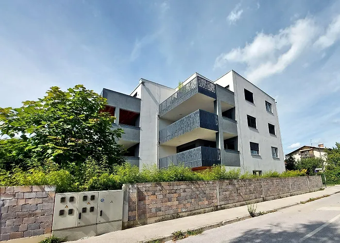 Lejlighed Rose Valley, Modern & Ljubljana